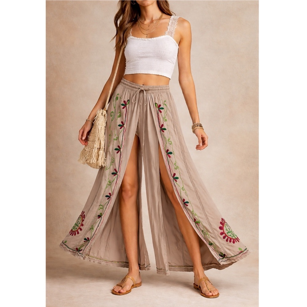 Ashley Taylor Embroidered Boho Split Front Wide Leg‎ Pants Rayon OS Festival